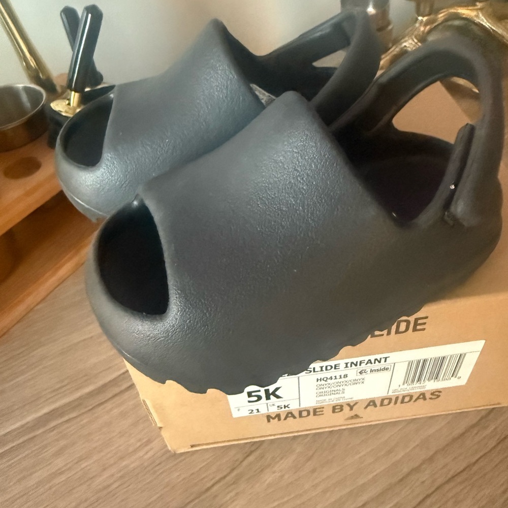 Yeezy Kids Black Slide Sandals toddler